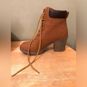 Dirty Laundry Remix Heeled Boots Size 8.5M